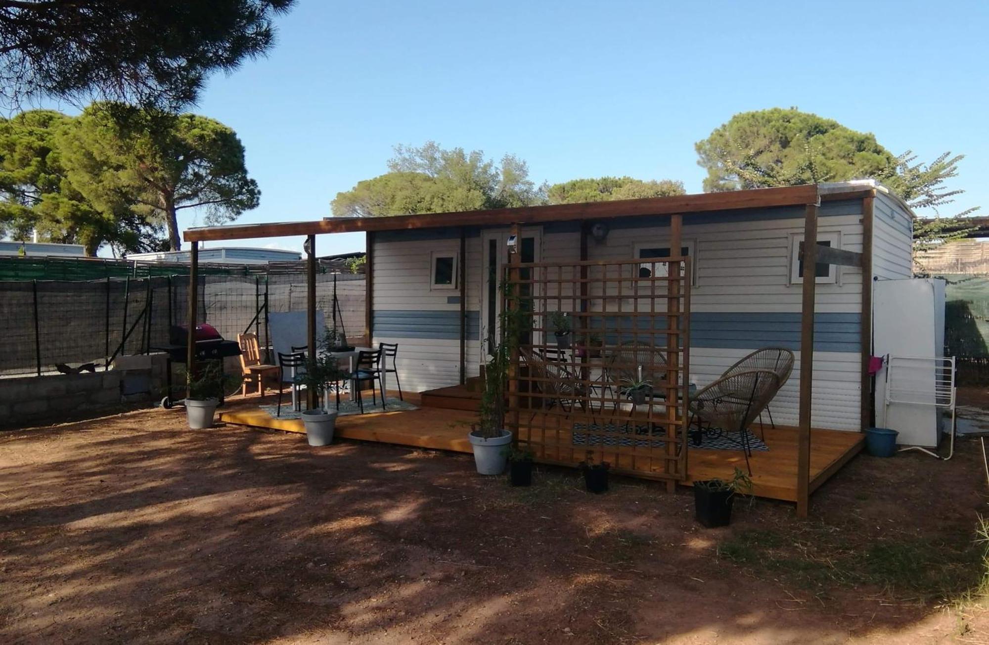 Mobilhome A Frejus A 15 Minute De La Mer Sur Terrain Independant Kamer foto